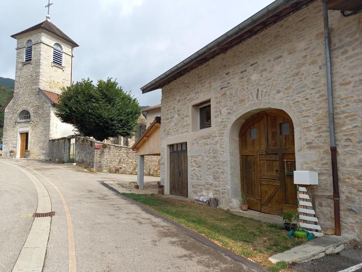 Bed and Breakfast La Vie Du Bief Bolozon Exterior foto